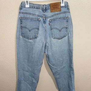 512 levis